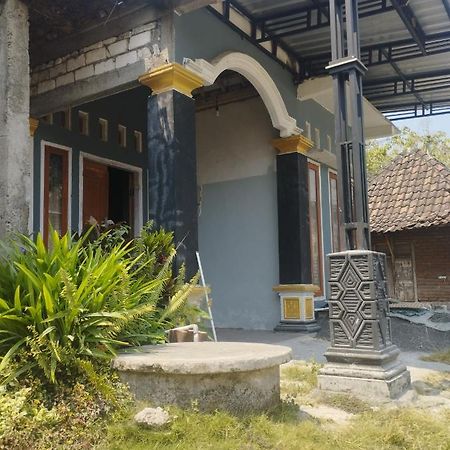 Hellsel Homestay Lamongan Dış mekan fotoğraf